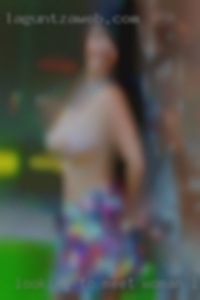 Looking woman looking for sex to meet like minded people. Looking woman looking for sex to meet like minded people.